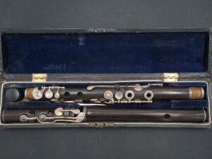 Pratten flute, London