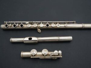 French ring flute